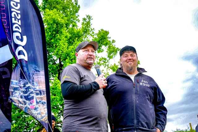 Passiert ... Notiert Weinberg Xtrem Enduro Hamma 17.05.2025

Was ist neben den Renngeschehen beim 3. Lauf der AUNER HardEnduroSeries Germany 2025 noch passiert?

Alle News hier im Bericht:
https://www.hardenduro-germany.de/2025/05/21/passiert-notiert-weinberg-xtrem-enduro-hamma-17-05-2025/

Fotos: @michel238pic #hardenduroseriesgermany @auner_official